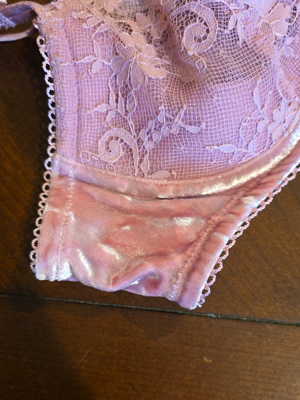 (J15) Victoria's Secret Lavender Pink Lace Underwire Bra - Picture 3 of 7